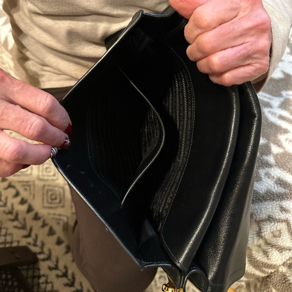 PRADA LEATHER PURSE WITH PROOF OF AUTHENTICITY - Picture 11 of 13